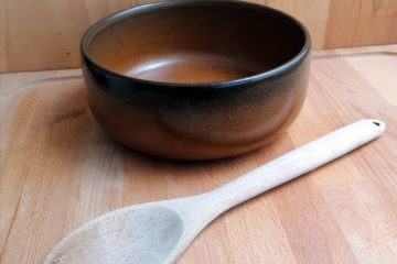 Quer Bake Baking Equipment Tools You Need Essentials Irish Recipes Wooden Spoon Stoneware Bowl